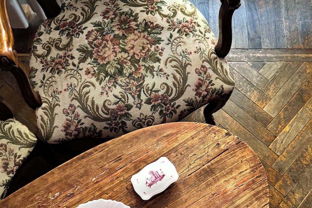 ホテル チェステリ 写真