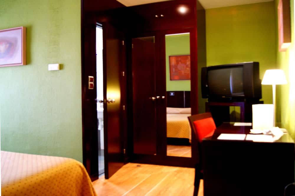 ホテル カルロス V 写真