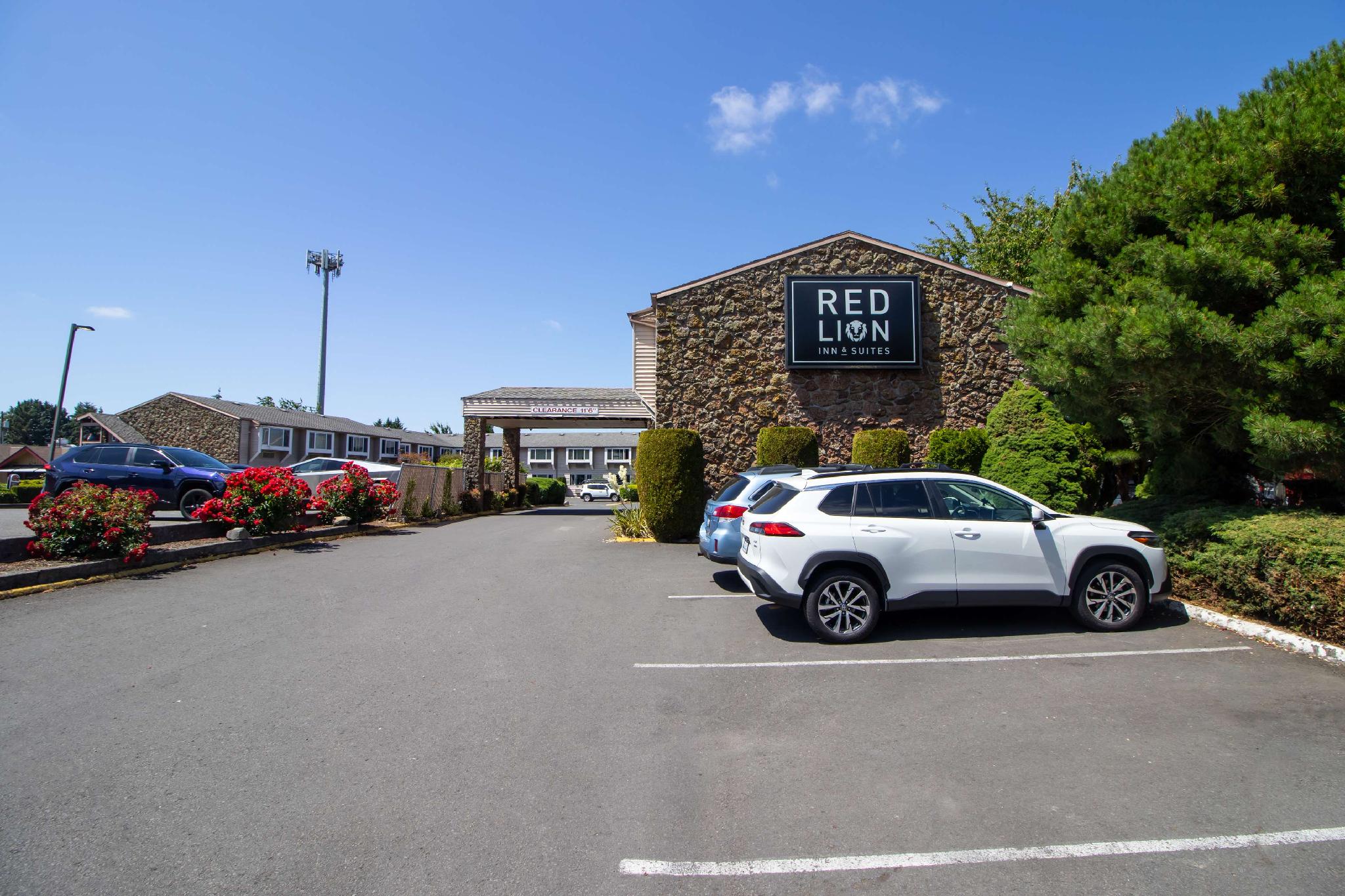 レッド ライオン イン & スイーツ バンクーバー 写真