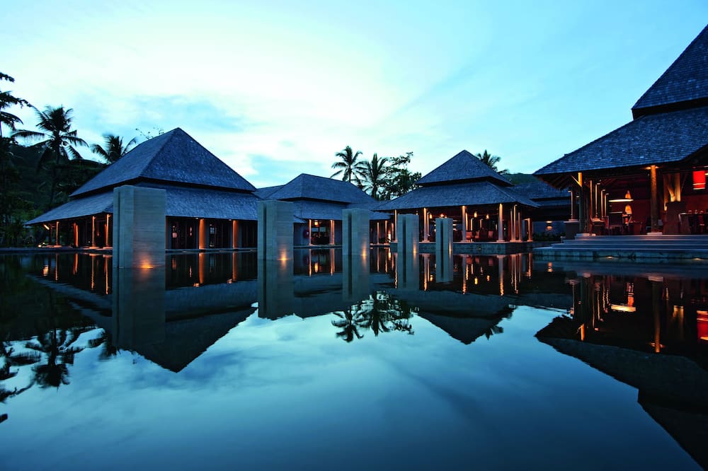 コンスタンス エフェリナ 写真