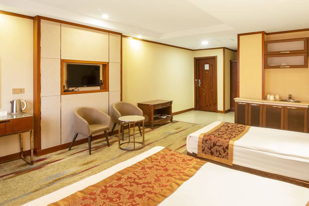 ロイヤル ハウス ホテル 写真