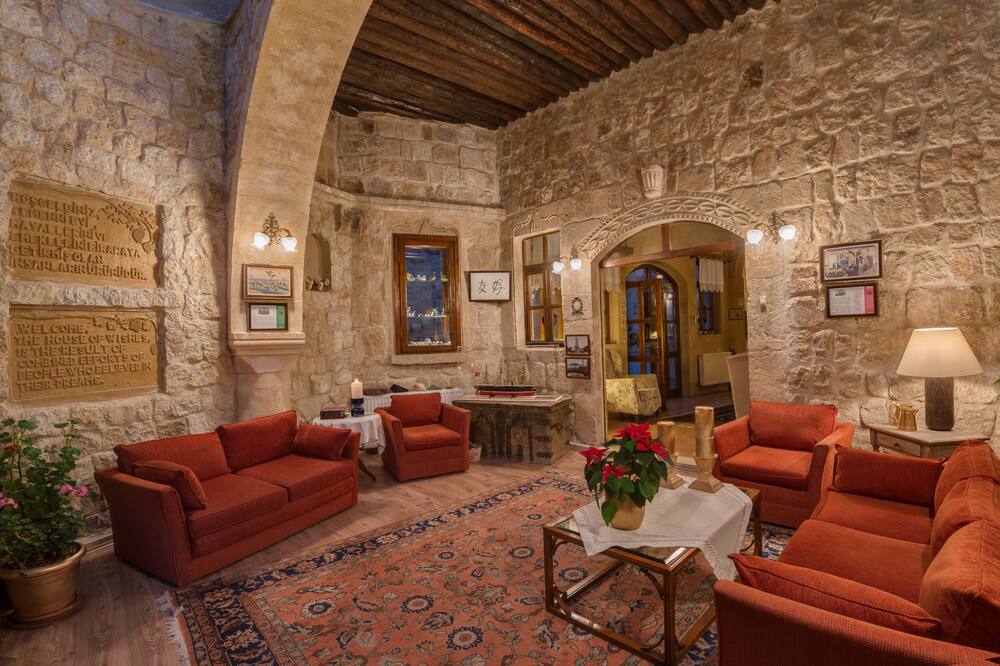 ホテル テメニ エヴィ 写真