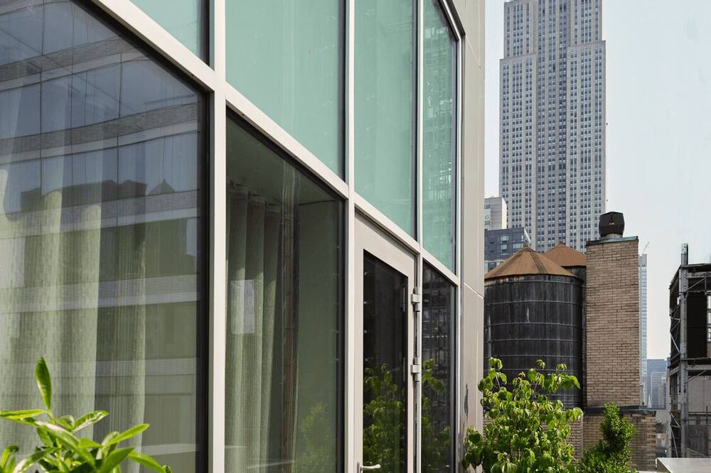 ザフィフスアベニューホテル 写真