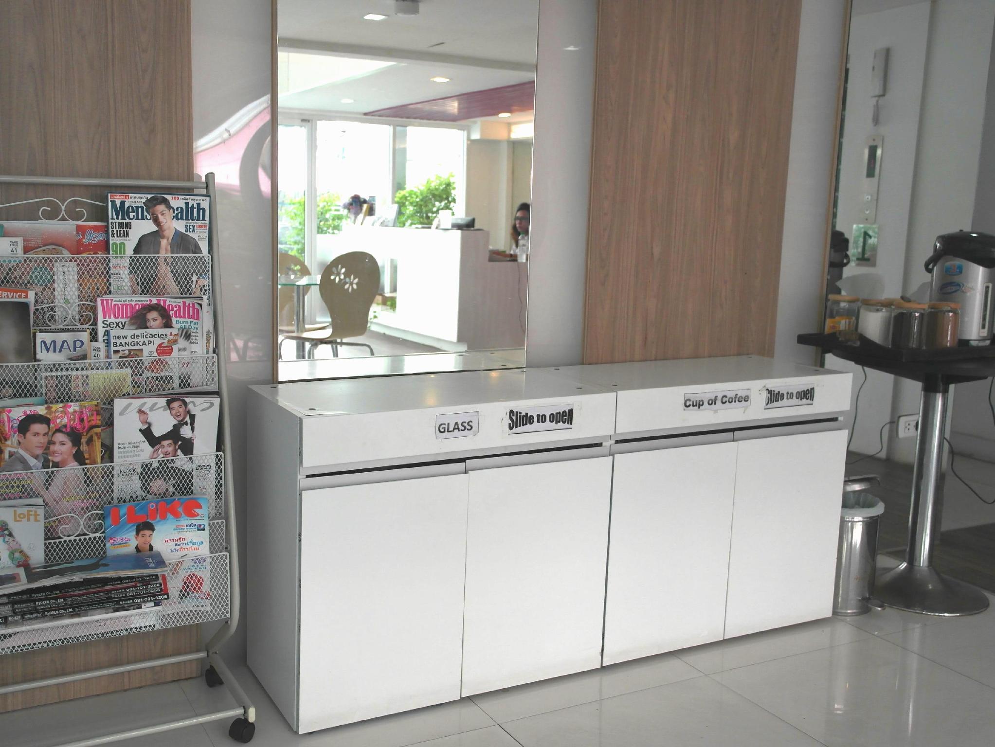 ナントラ エカマイ ホテル 写真