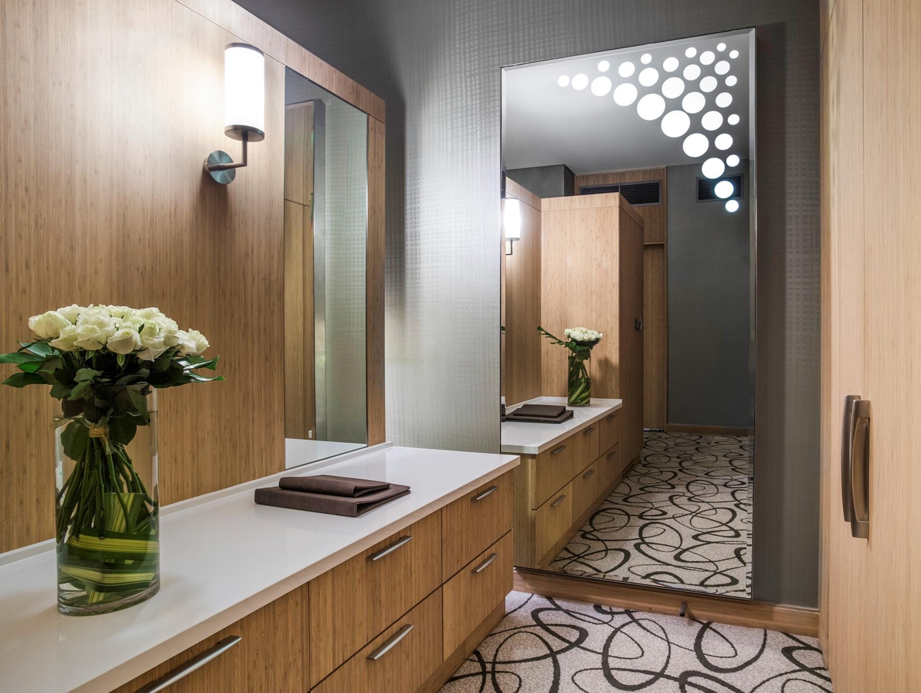 ソフィテル ドバイ ダウンタウン ホテル 写真