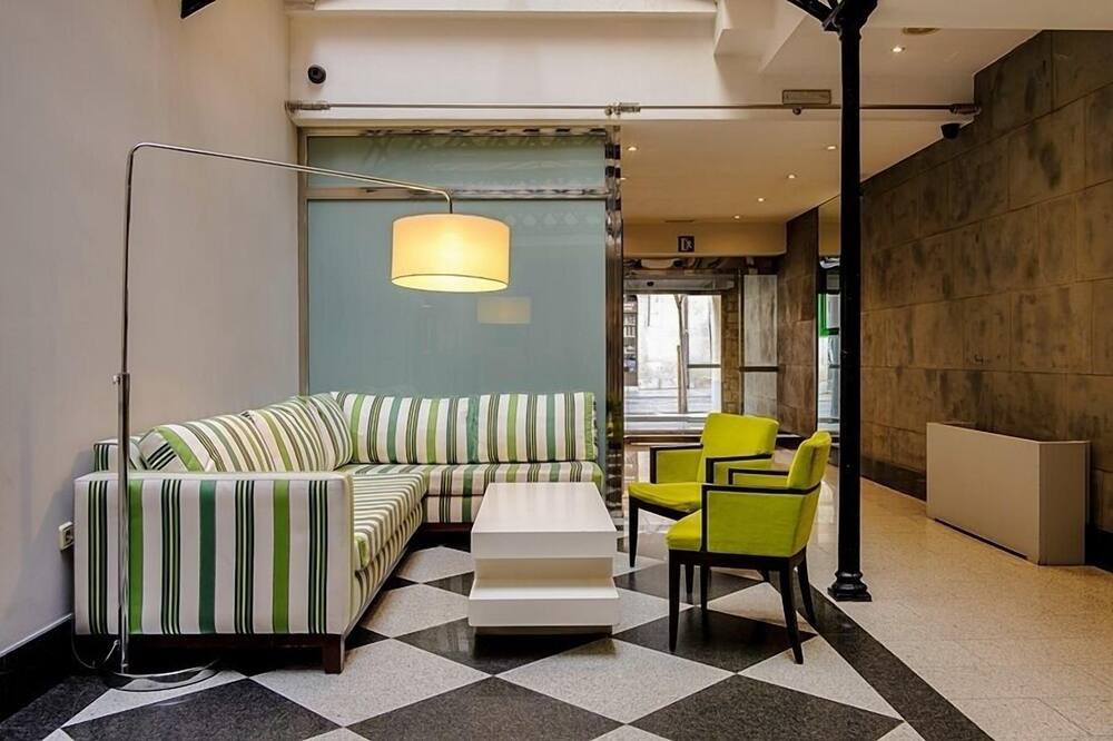 アイコニック プラザ メルカド 写真