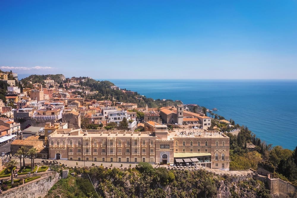 Excelsior Palace Hotel 写真