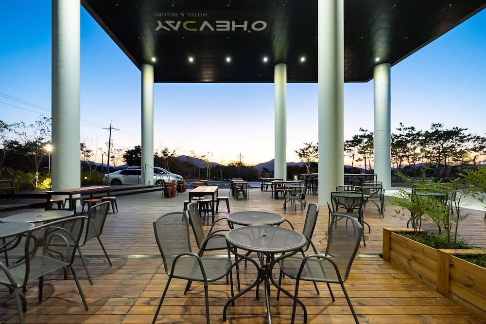 ホテル オエフデイ 写真