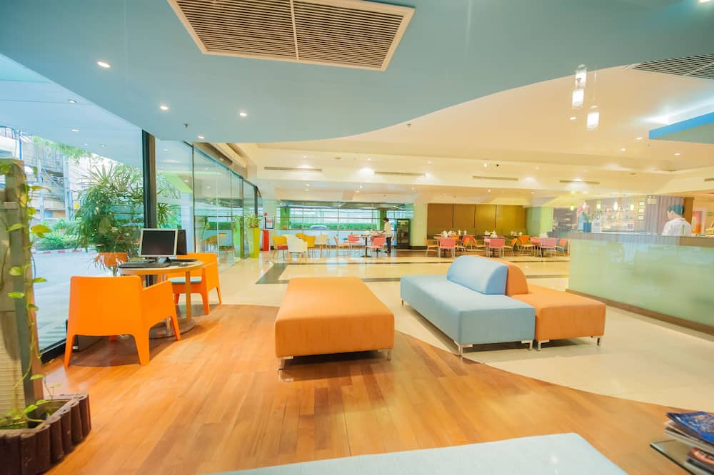 ザ シーズンズ バンコク フアマーク ホテル 写真