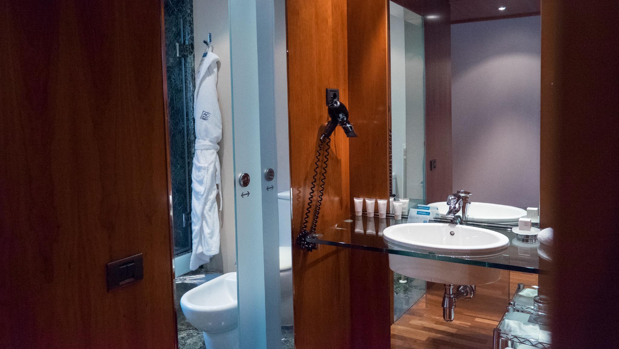 AC ホテル アイタナ 写真