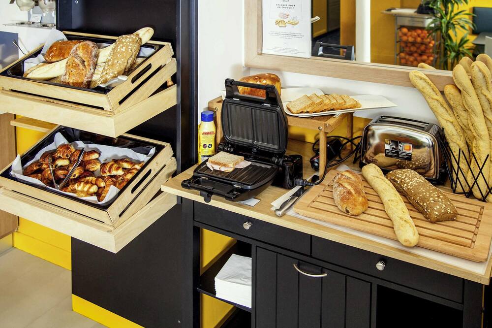 イビス スタイルズ パリ カデット ラファイエット 写真