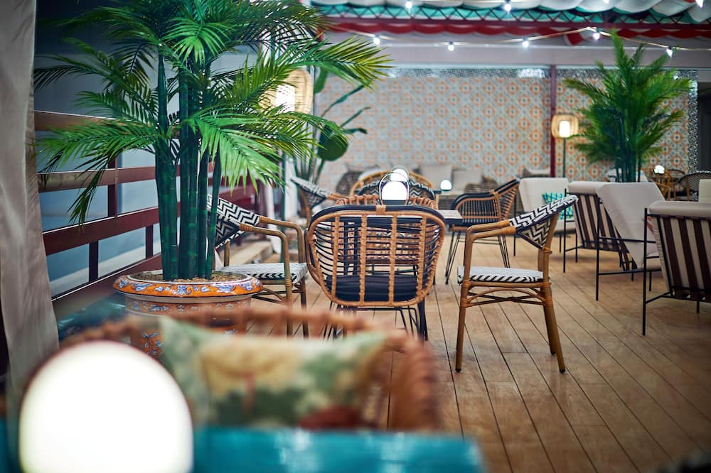 エスペリア セビリヤ 写真