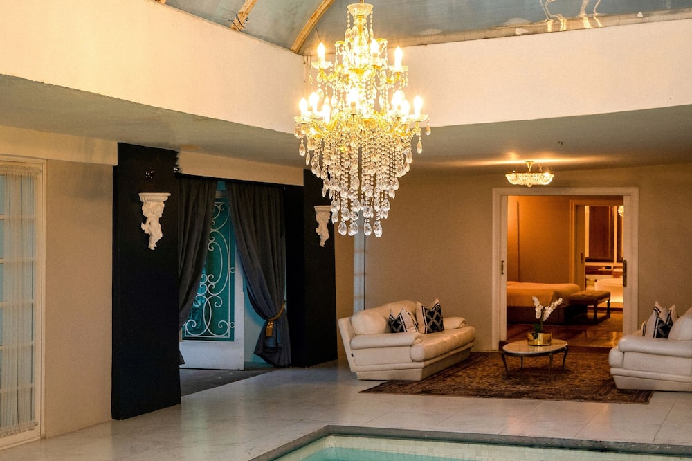 ホテル ブティック パピリオ 写真