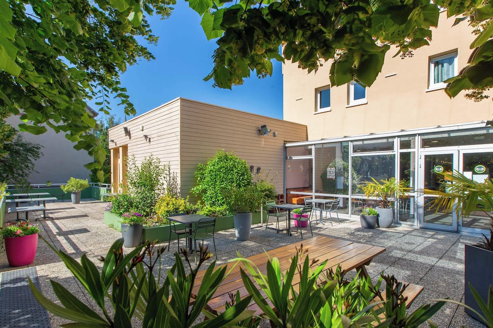 B&B HOTEL Chartres Centre Cathedrale 3 etoiles 写真