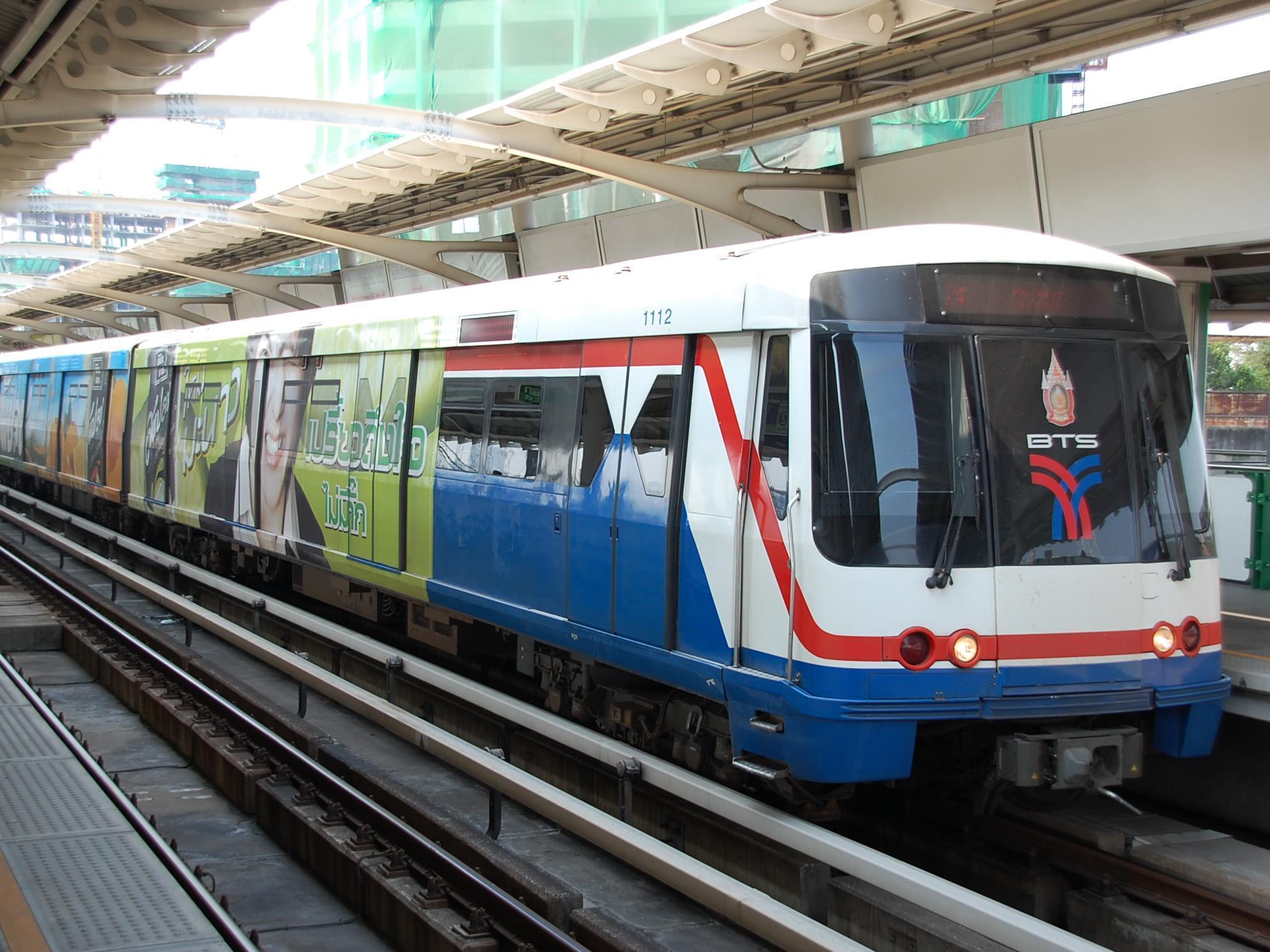 トリニティ シーロム ホテル 写真