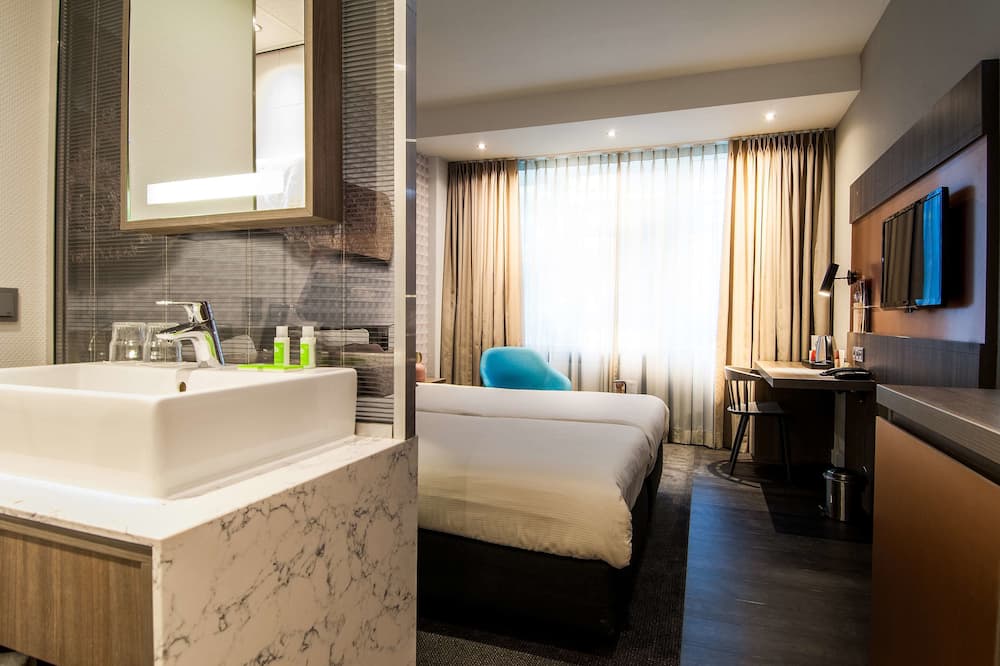 ゴールデン チューリップ レイデン センター 写真