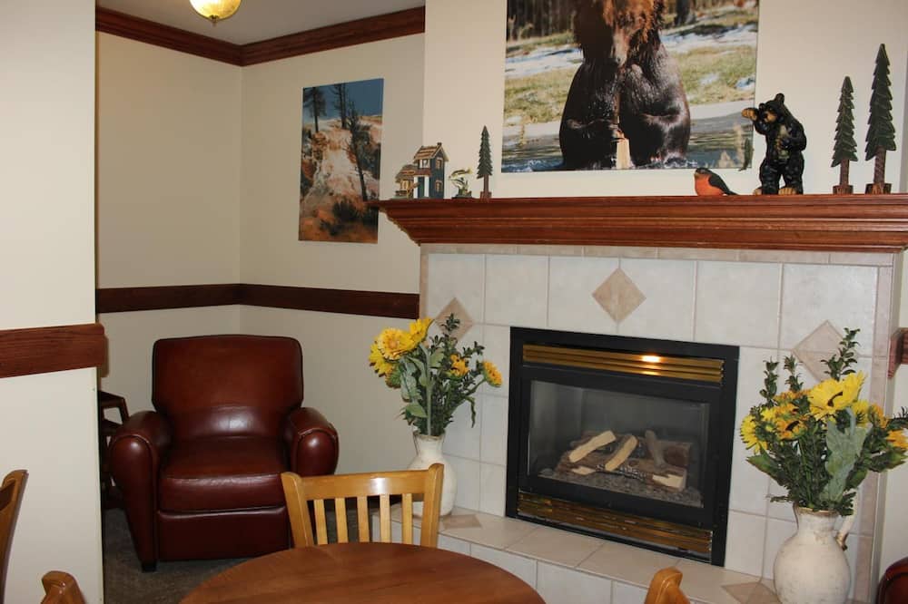 イエローストーン ロッジ 写真