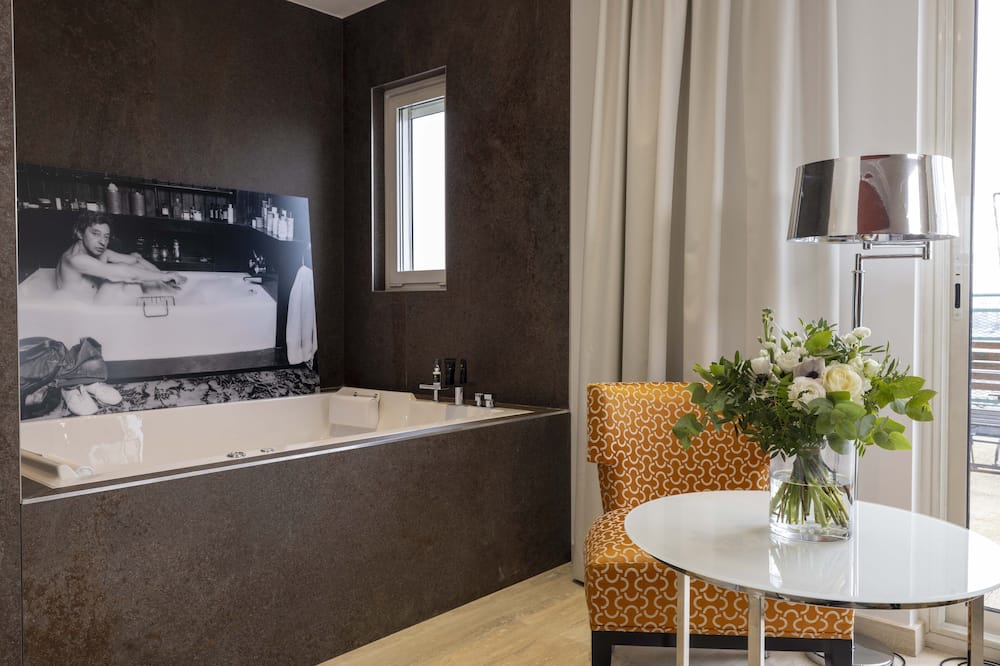 ホテル デ カスティリオーネ 写真