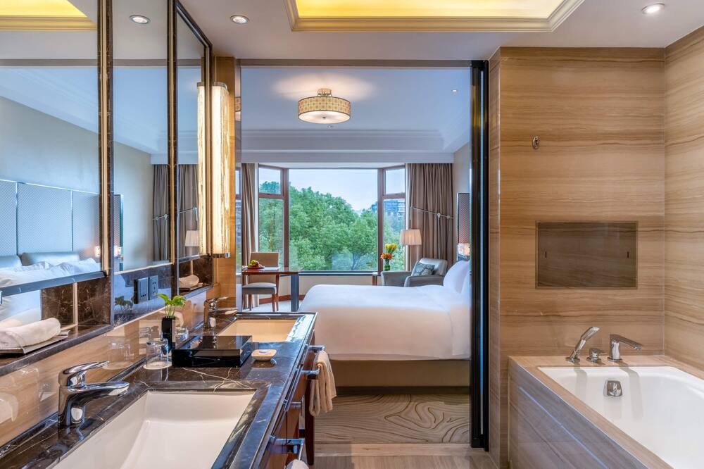 ハンヂョウ ソフィテル ウエストレイク ホテル 写真