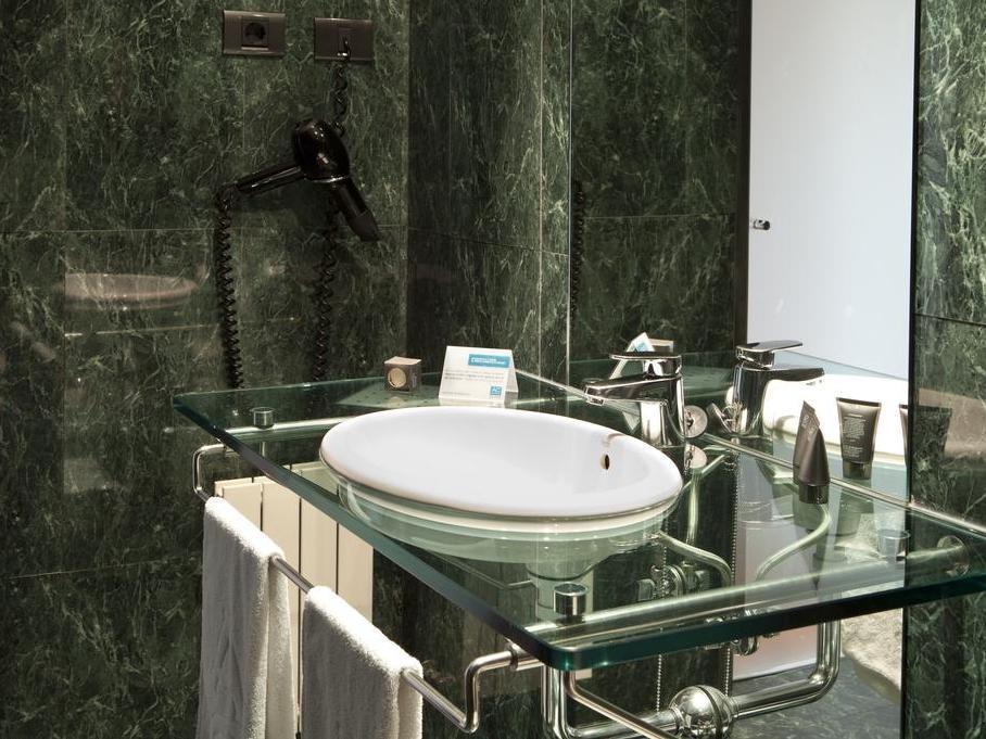 AC ホテル アベニダ デ アメリカ 写真