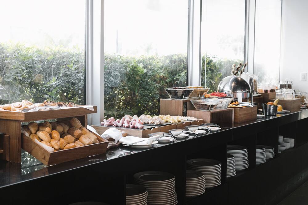 Wyndham Costa del Sol Lima Airport 写真