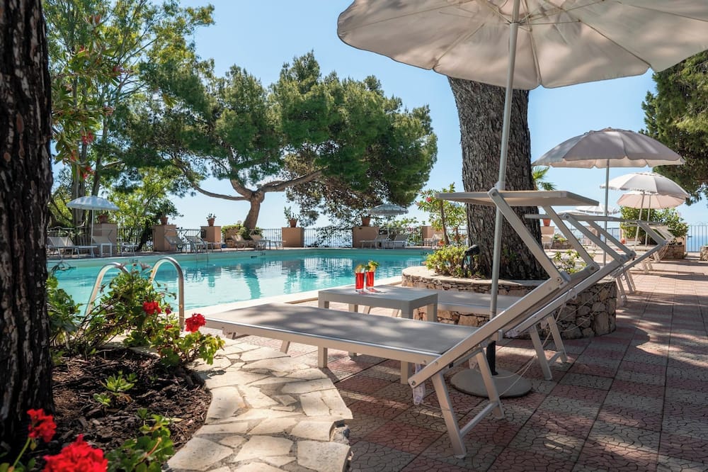 Excelsior Palace Hotel 写真