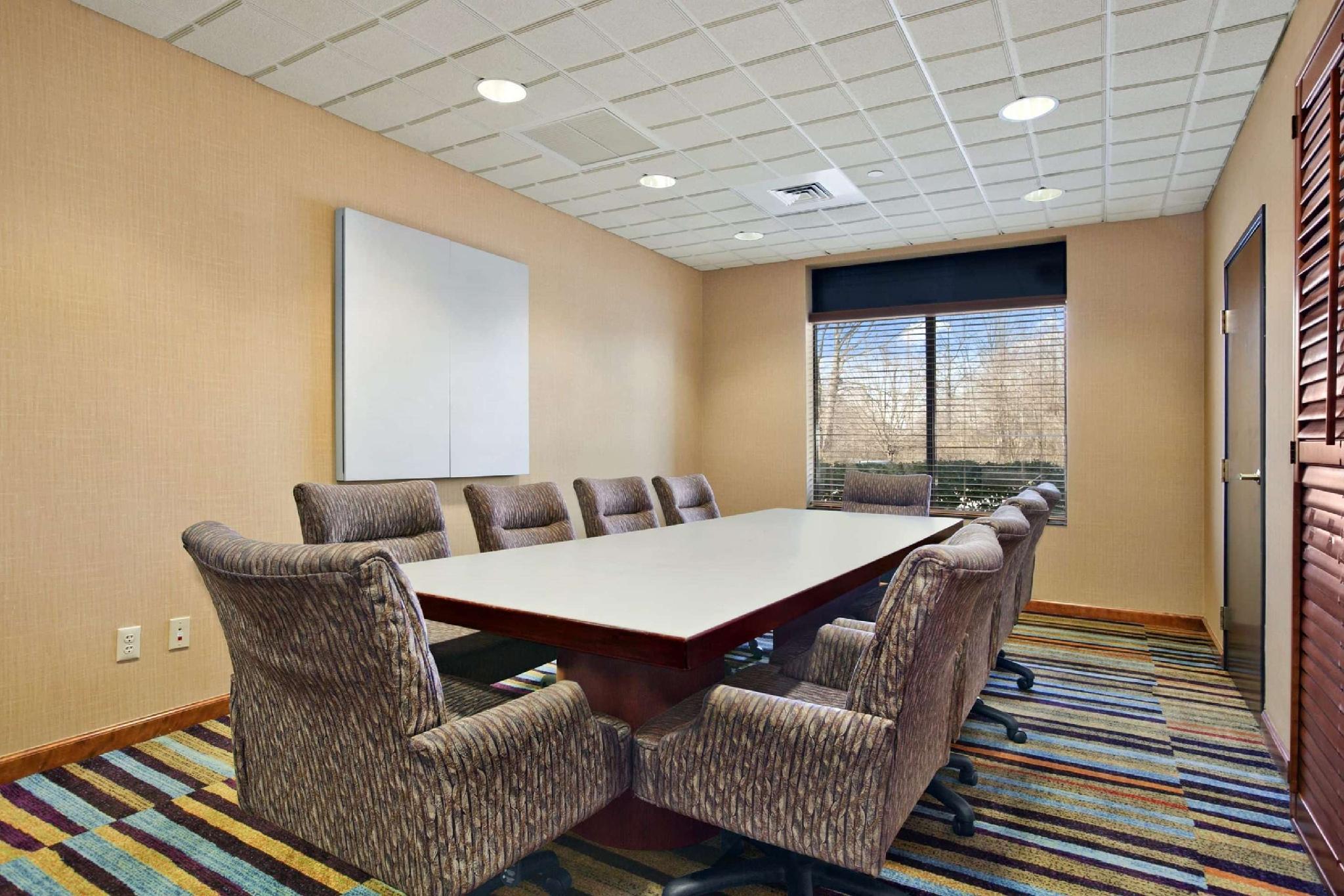 コンフォート イン & スイーツ ブアヒーズ / ウントローレル 写真