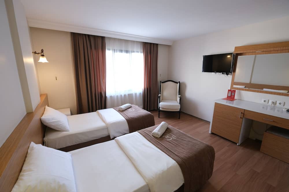 Üstün Otel Alsancak 写真