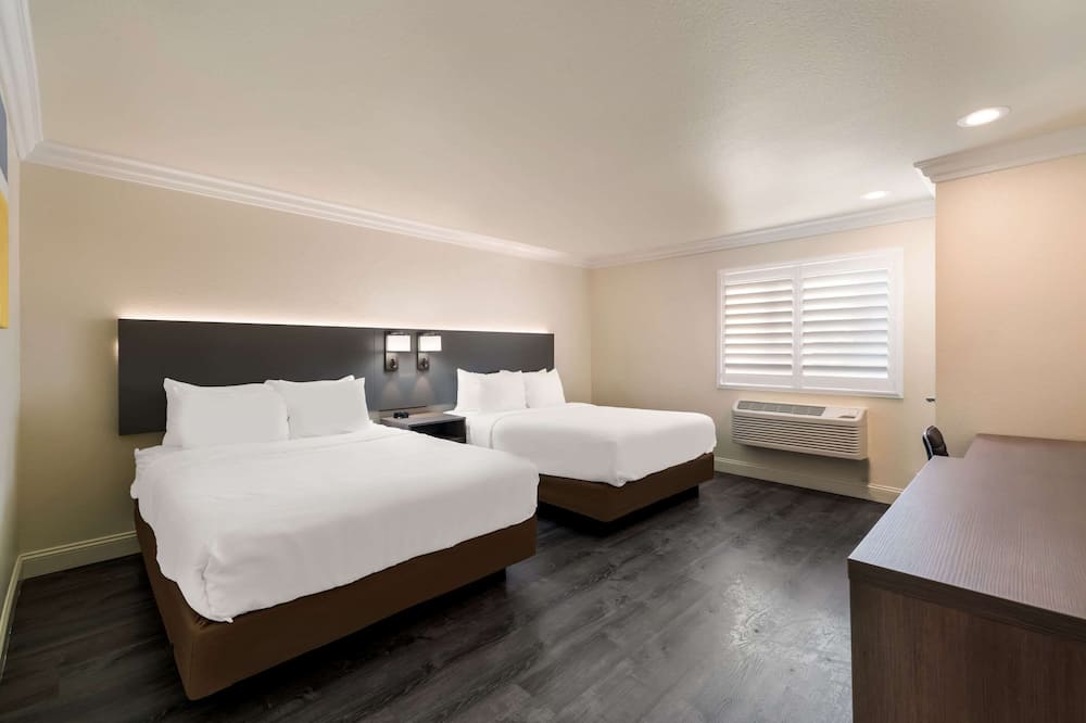 コンフォート  イン ギルロイ 写真