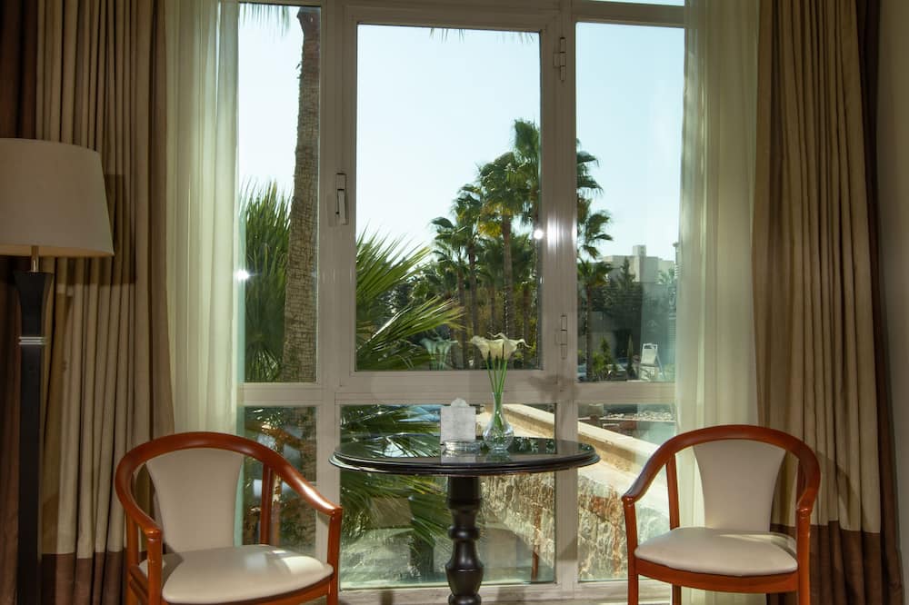 センチュリー パーク ホテル 写真