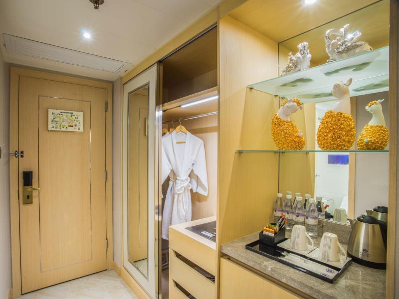 メトロパーク ホテル 写真