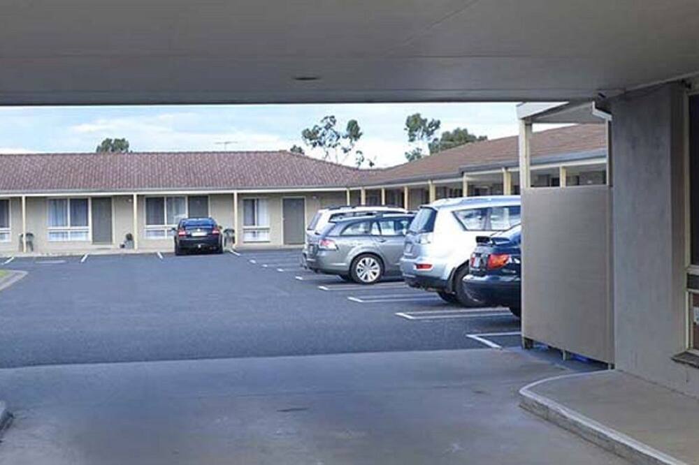 ゴールデン パームス モーテル 写真