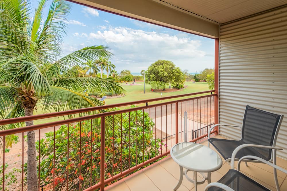 The Continental Hotel 写真