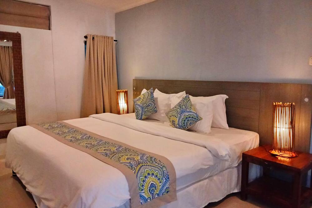 スキャリーワグスビーチクラブ 写真