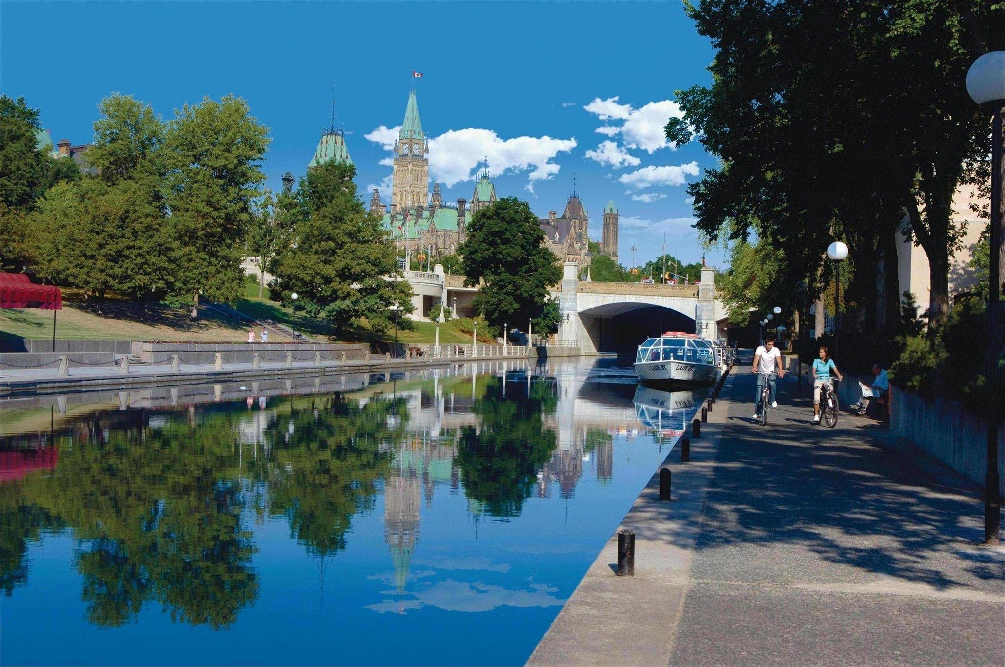 バイワード ブルー イン 写真