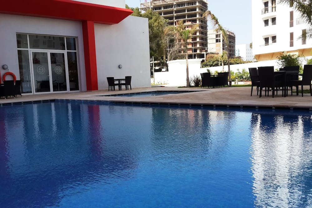 ラマダ アンコール バイ ウィンダム タンジェ 写真