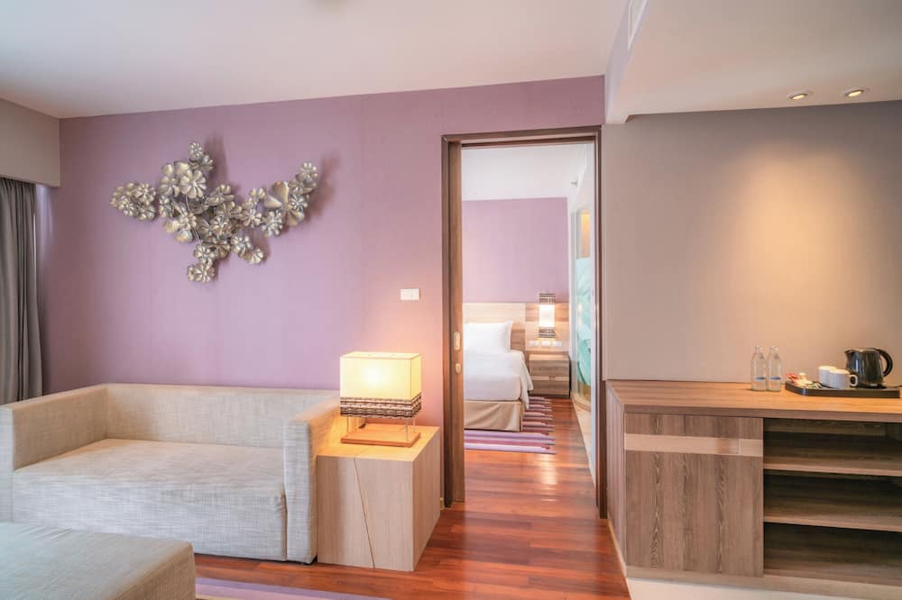 ホリデイ イン エクスプレス プーケット パトン ビーチ セントラル バイ IHG 写真