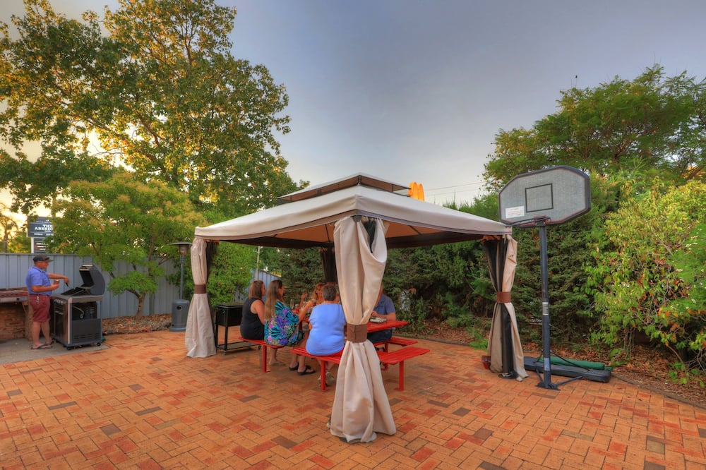 シェアリングシェッド モーターイン 写真