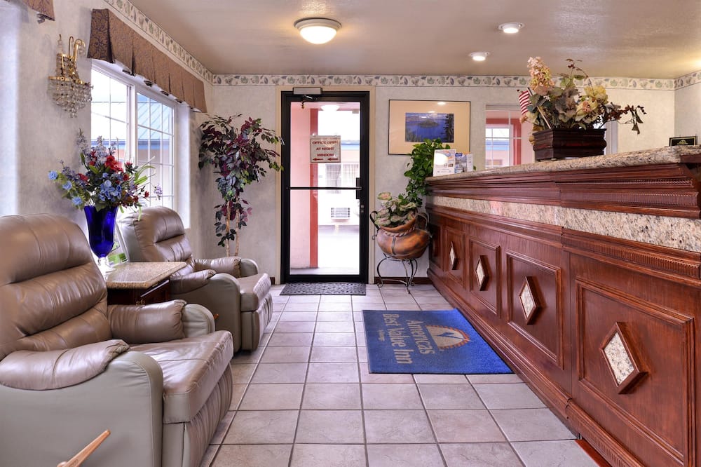 アメリカズ ベスト バリュー イン ユージーン 写真