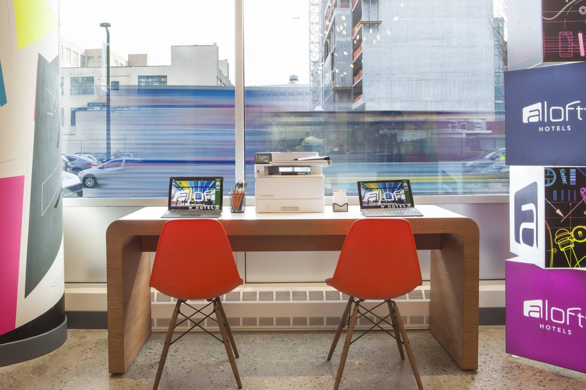 アロフト ロングアイランドシティ マンハッタンビュー 写真