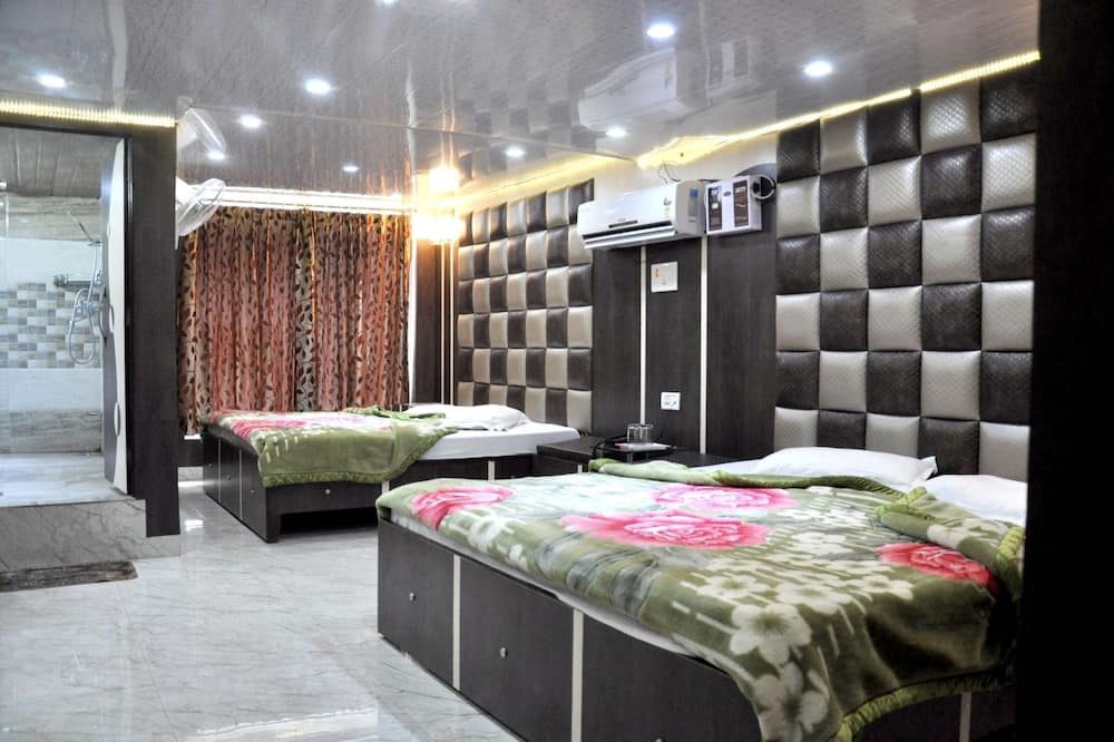 ホテル ロビン 写真