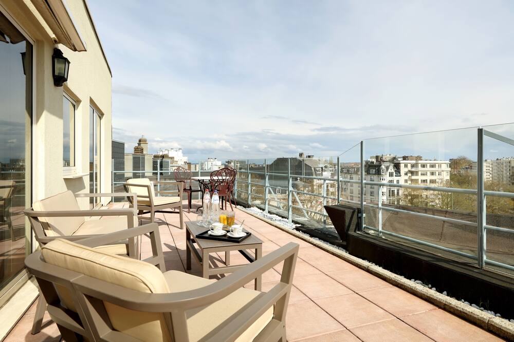 ユーロスターズ モンゴメリー ホテル 写真