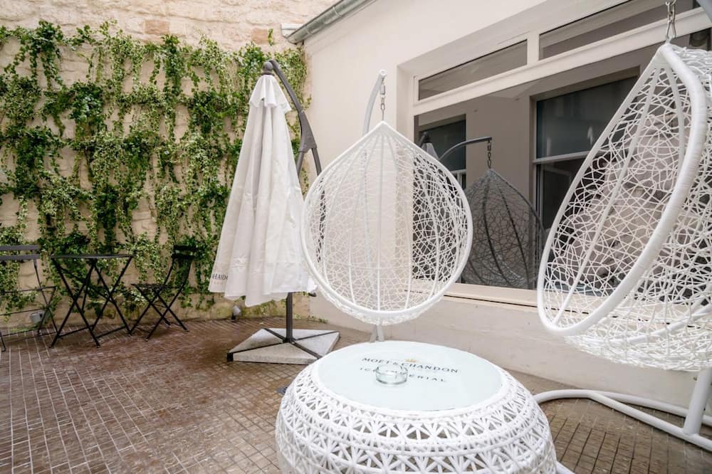 ホテル レ ビュル ド パリ 写真