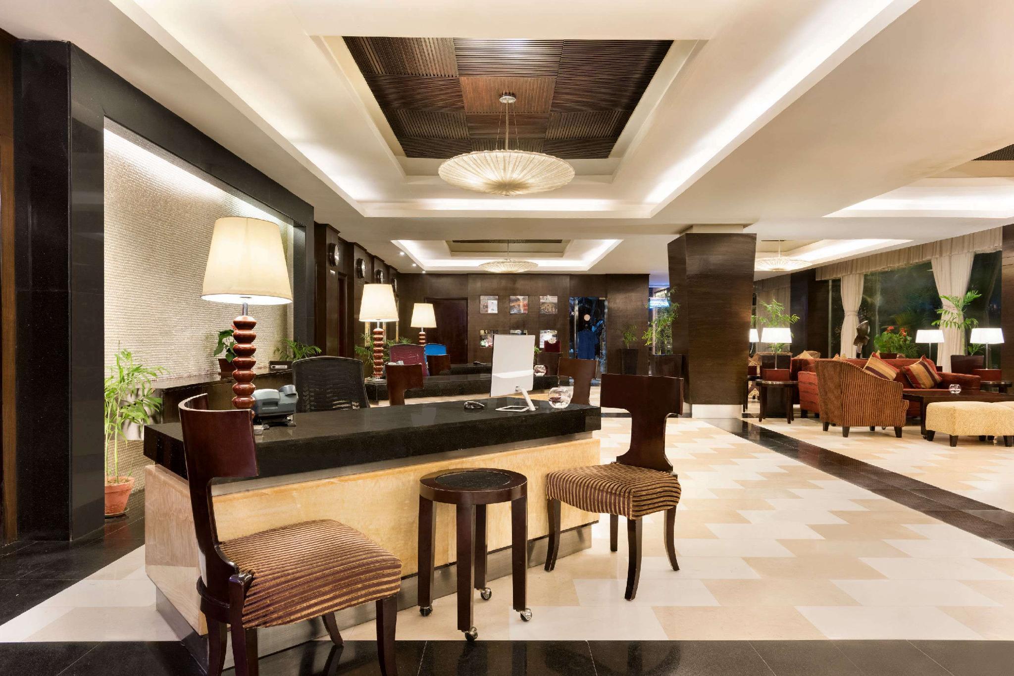 ラマダ プラザ バイ ウィンダム カラチ エアポート ホテル 写真