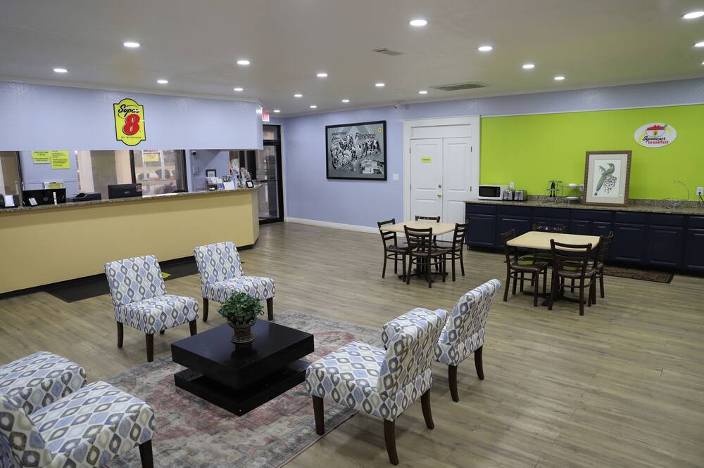 スーパー 8 バイ ウィンダム フローレンス SC I-95 ノース / ハイウェイ 76 写真