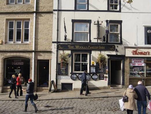 ザ ウーリー シープ イン 写真