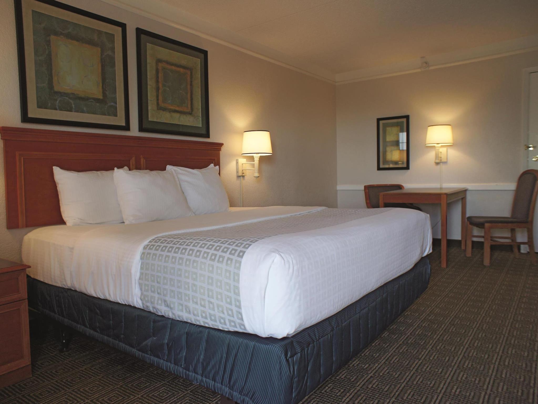 ラ キンタ イン バイ ウィンダム エル パソ ウエスト 写真