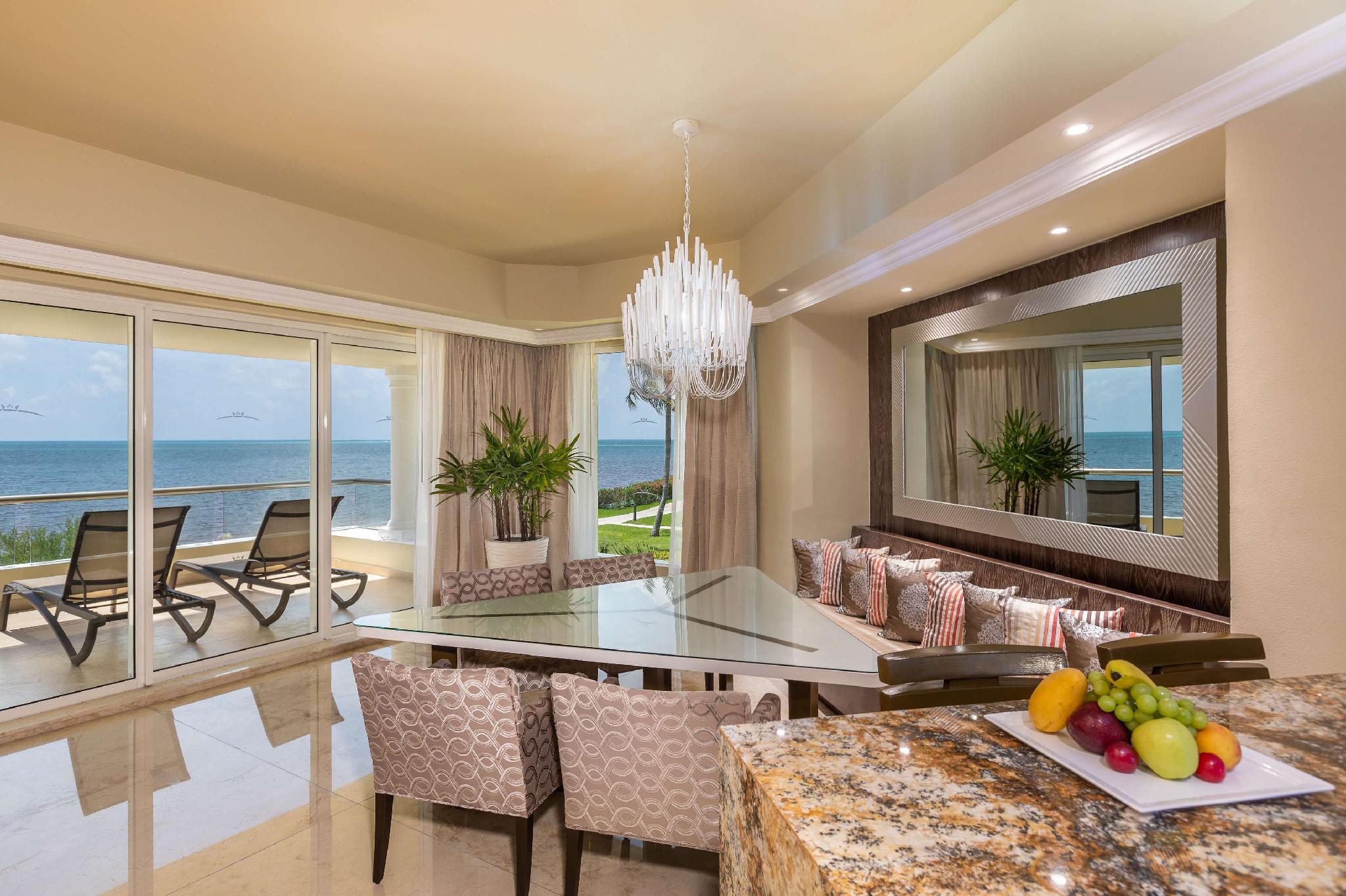 ムーン パレス カンクン オールインクルーシブ 写真