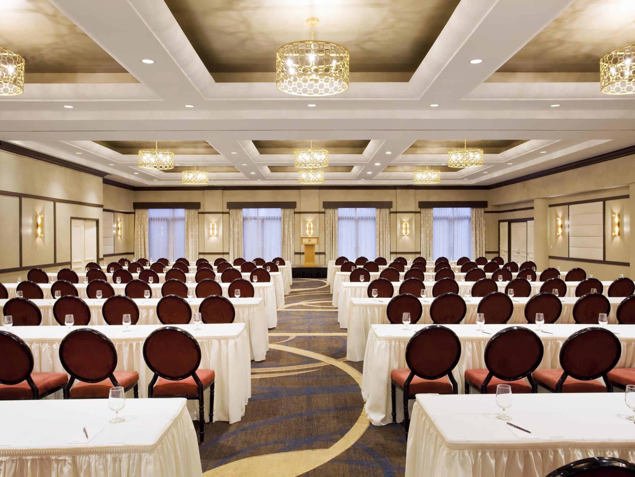 シェラトン ラガーディア イースト ホテル 写真