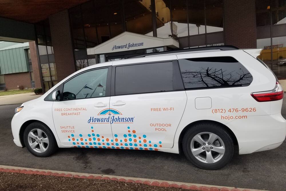 ハワード ジョンソン バイ ウィンダム エバンズビル イースト 写真